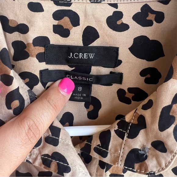 J. Crew Leopard Print Button Down Shirt - Size 8 - Classic Modest Office - Picture 4 of 7